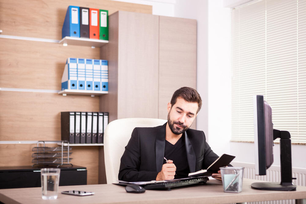A Chartered Accountant in Markham Is More Than Just a Tax Filing Expert